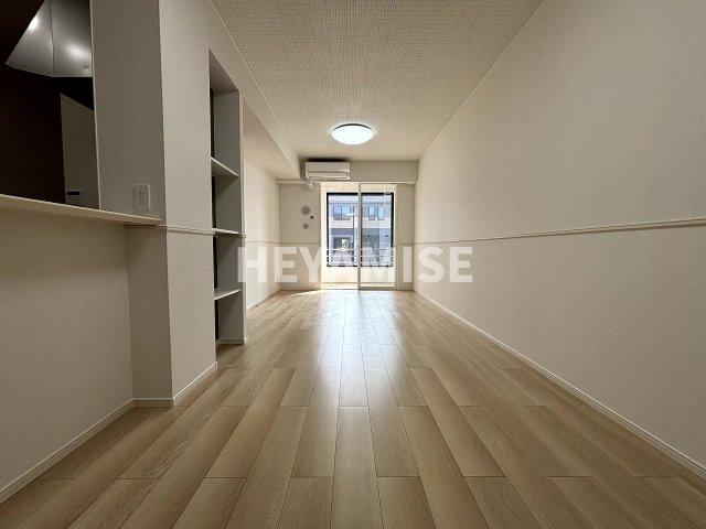 居室・リビング　※室内画像は別号室のもの