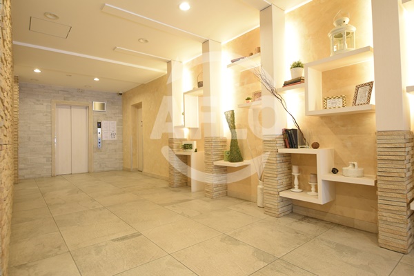 ロビー　ラクラス長堀橋　ロビー