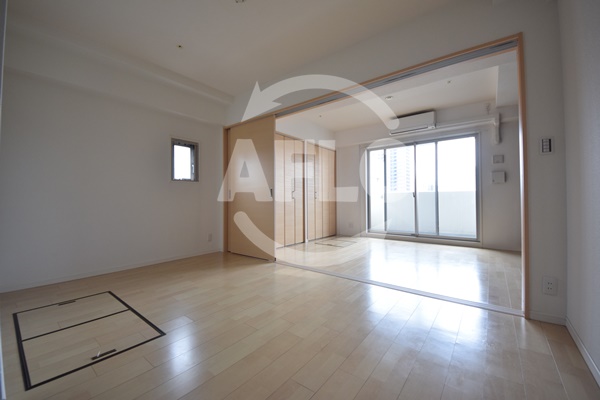 居室・リビング　ラクラス長堀橋　洋室