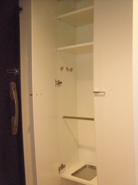 玄関　玄関収納