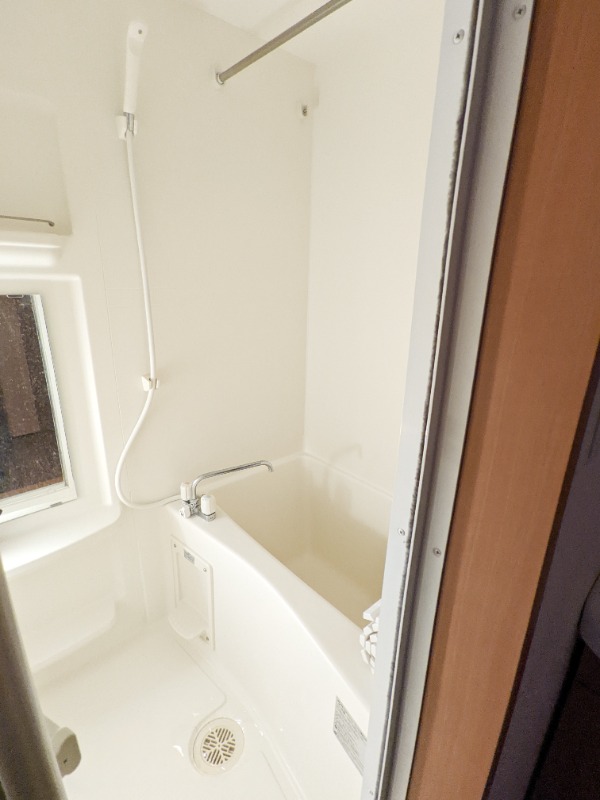 バス・シャワールーム　図面と現状に相違がある場合には現状を優先