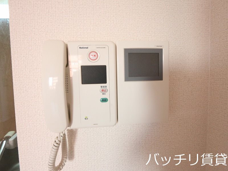 セキュリティ　画像は別号室の為、現状優先になります。