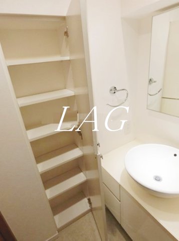 洗面設備　洗面台です。