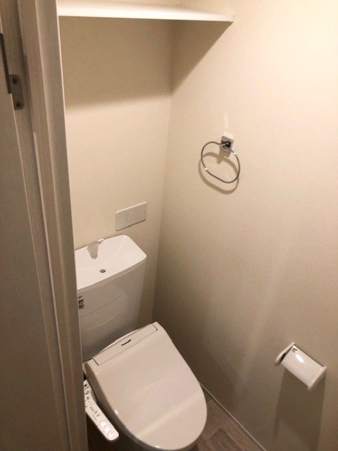 トイレ　トイレ