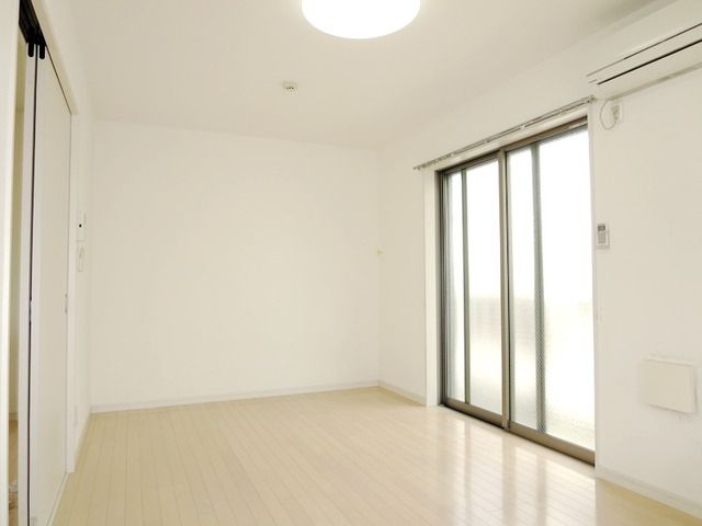 居室・リビング　★お部屋探しはタウンハウジング稲田堤店まで★