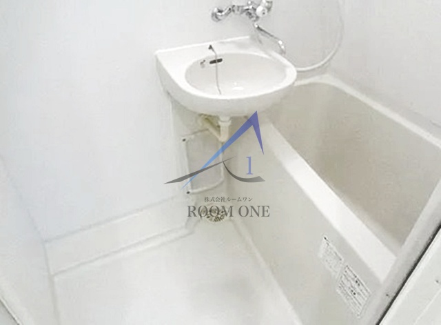 バス・シャワールーム　お風呂です。