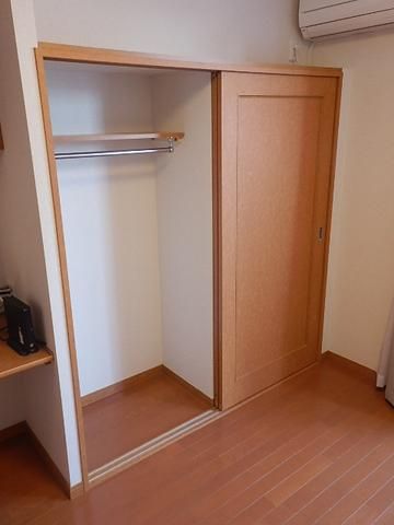 収納　クローゼット