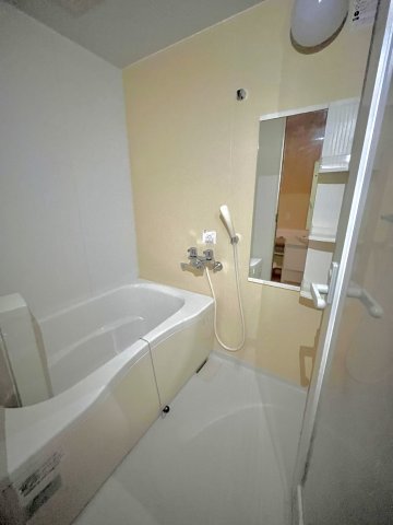 バス・シャワールーム　※退去前のため前回募集時写真となります