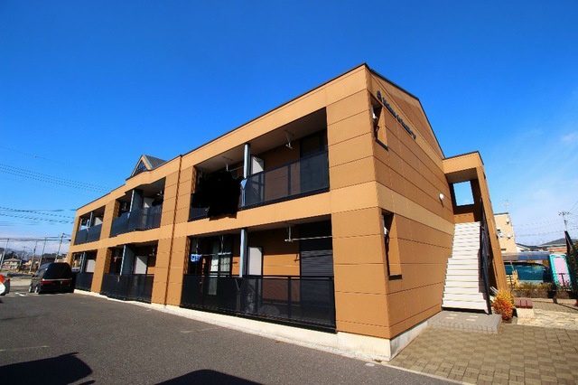 建物外観　メゾン　デ　ファミーユＫのご紹介は住まいの窓口　アソシエへお