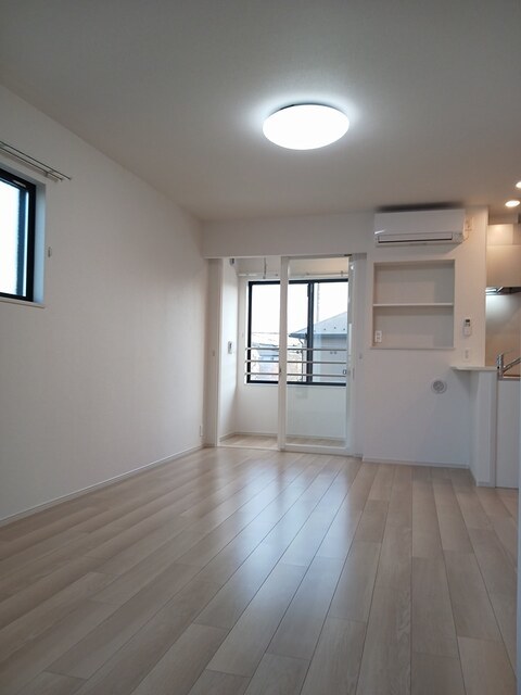 居室・リビング　リビング