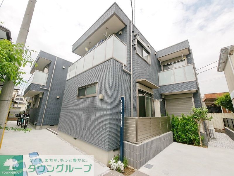 建物外観　エントランス