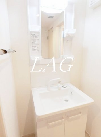 洗面設備　独立洗面台です。