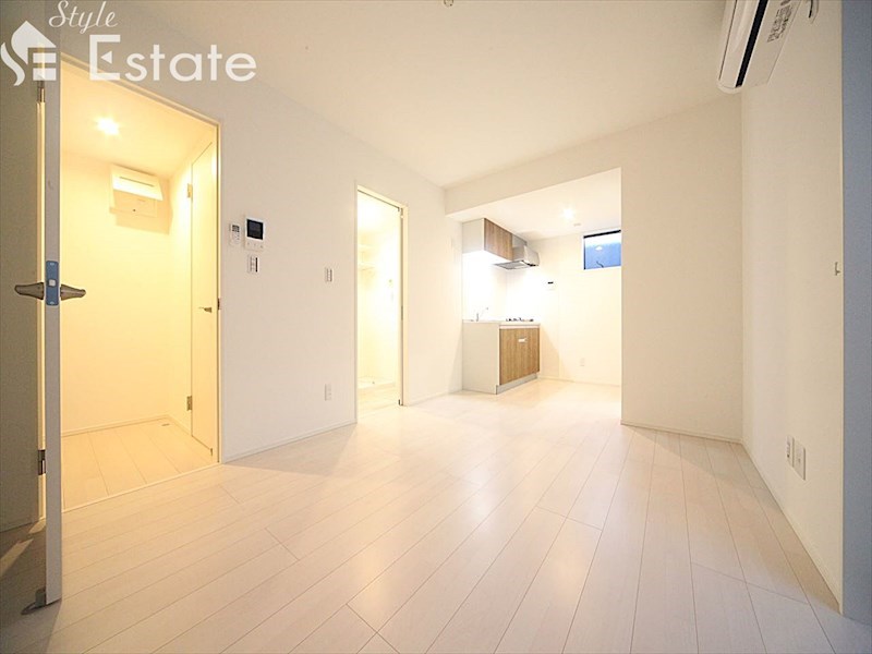 居室・リビング　内装