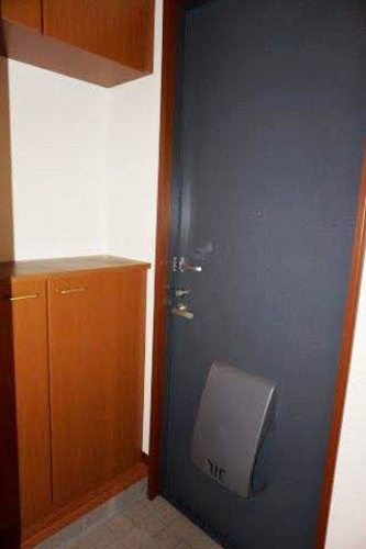 玄関　※同間取り、別部屋の写真になります。