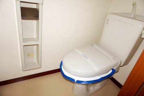 トイレ　※同間取り、別部屋の写真になります。