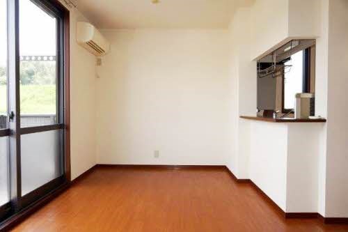 居室・リビング　※同間取り、別部屋の写真になります。