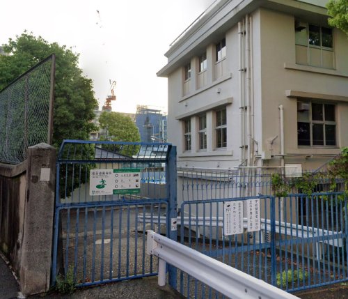 高校・高専　神戸市立楠高校（高校・高専）まで564m