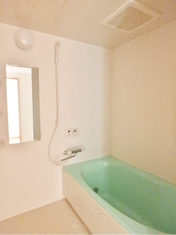 バス・シャワールーム　図面と現状に相違がある場合には現状を優先