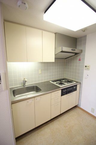 キッチン　（別タイプ参考写真）タウンハイム本駒込　　文京区本駒込4