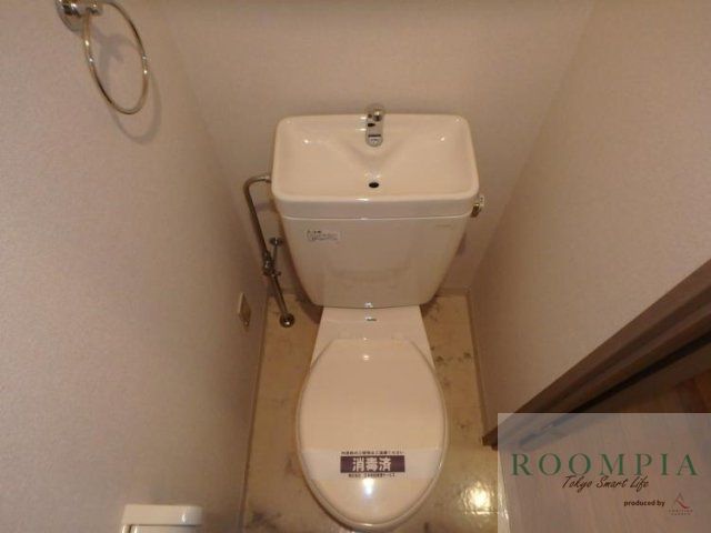 トイレ　※同タイプの別のお部屋です。