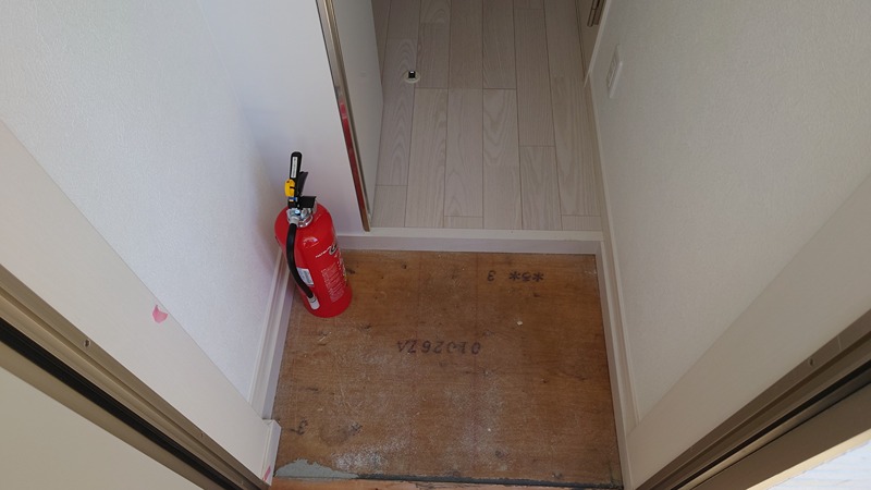 玄関　参考写真