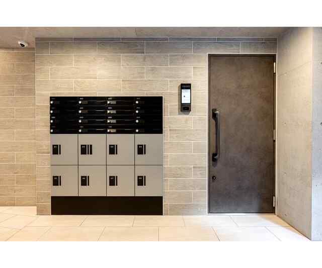 エントランス　清潔なエントランスです