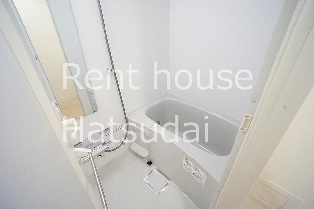 バス・シャワールーム　別号室の参考写真となります