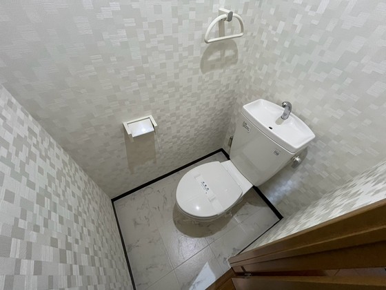 トイレ　※別部屋の写真です