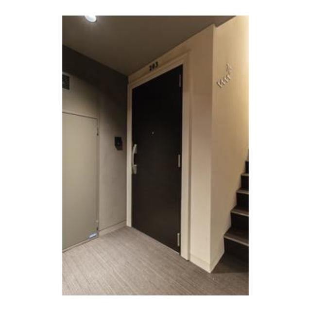 玄関　※写真は同タイプ住戸です。