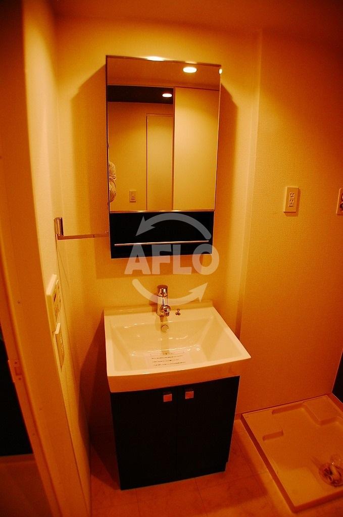 洗面設備　パウゼ堺筋　独立洗面化粧台