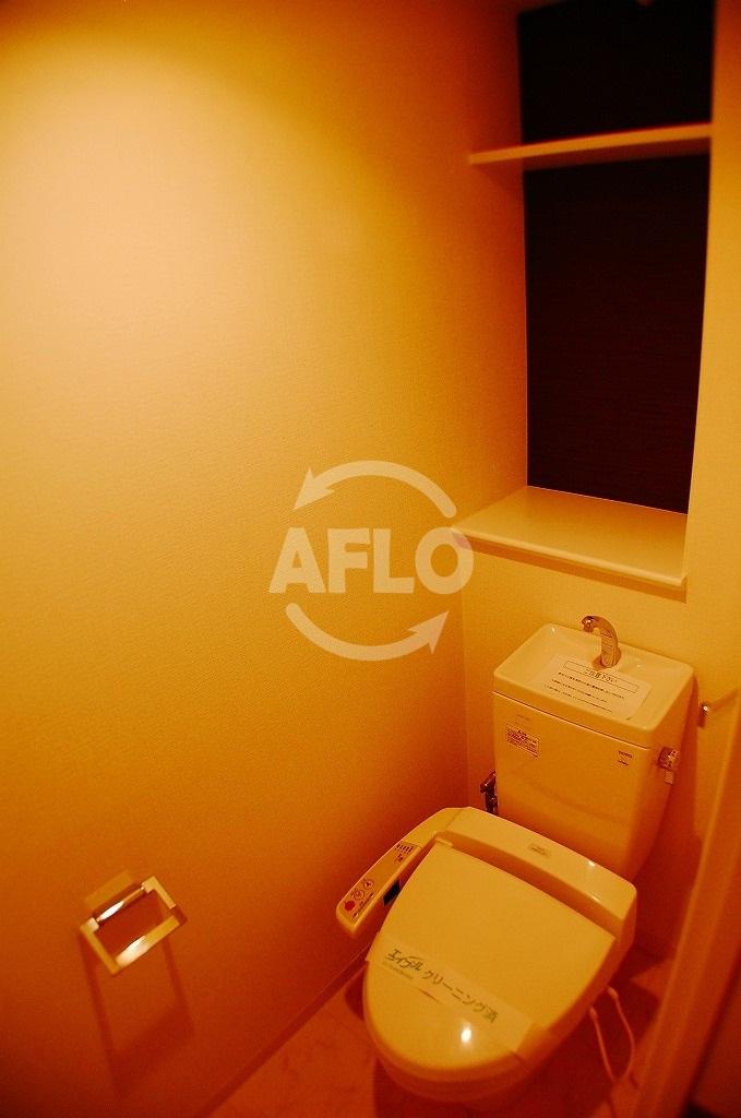 トイレ　パウゼ堺筋　温水洗浄便座