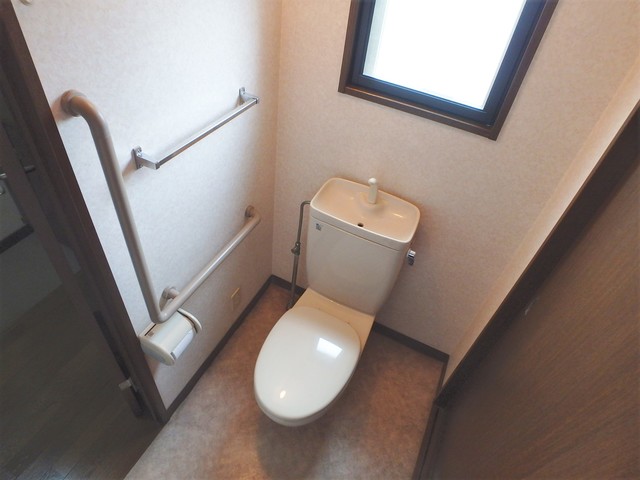 トイレ　トイレ