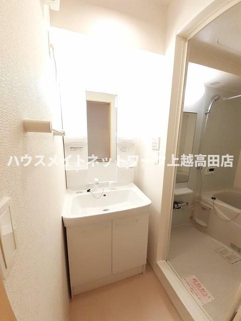 洗面設備　洗髪洗面化粧台