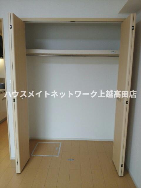 収納　クローゼット