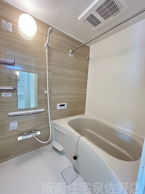 バス・シャワールーム　同施工会社の同仕様写真です