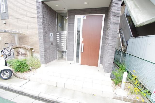 エントランス　★オートロック付のエントランス★