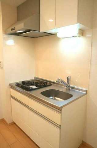 キッチン　エーデルシュタイン