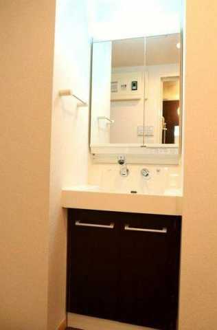 洗面設備　エーデルシュタイン