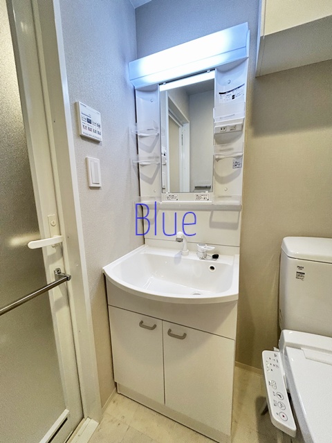 洗面設備　同仕様