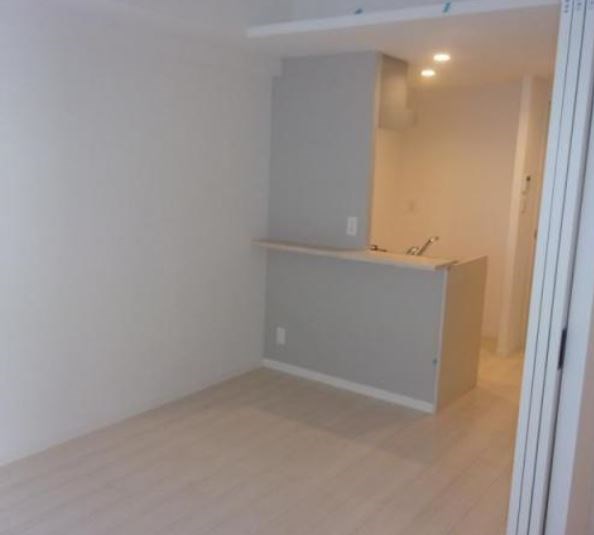 居室・リビング　同物件別室参考写真