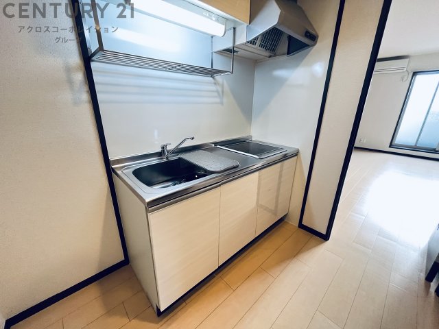 キッチン　収納豊富なキッチンです♪