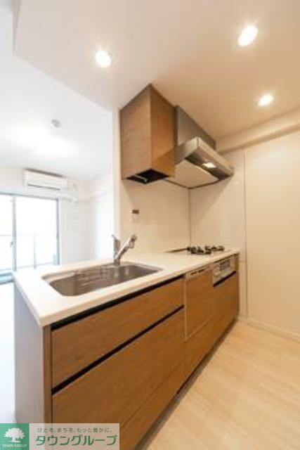 キッチン　※写真は同タイプ住戸です。