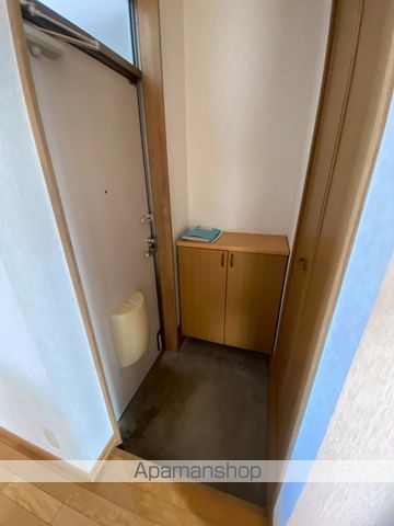 コーポ・ボヌールIIIの玄関写真