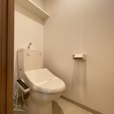 トイレ　同仕様タイプです