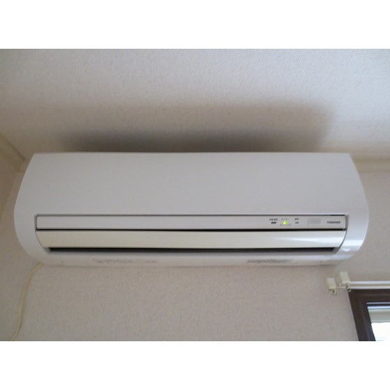 その他　エアコン（写真は別部屋です）