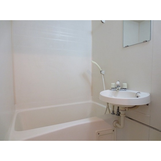 バス・シャワールーム　日々の暮らしに欠かせないお風呂です