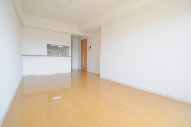 居室・リビング　※別部屋参考写真