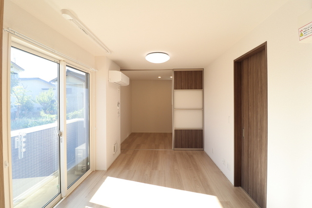 居室・リビング　リビング