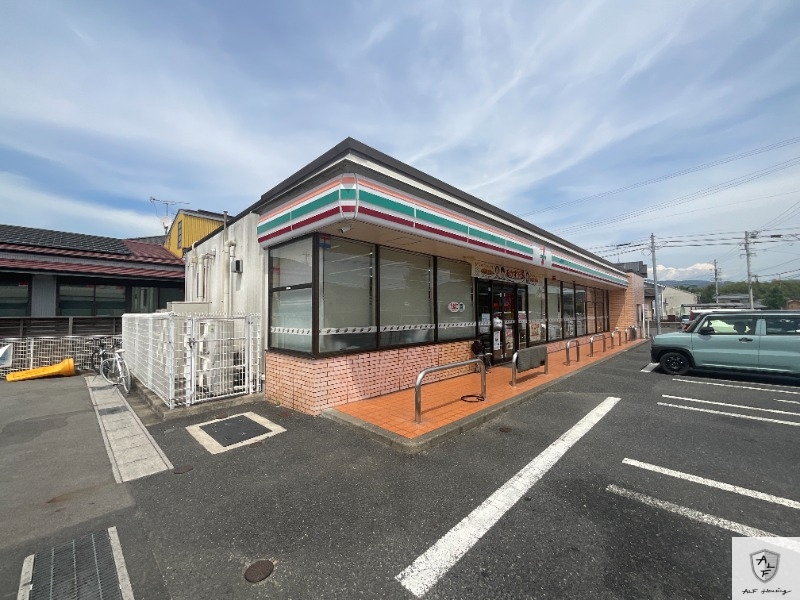 コンビニ　セブンイレブン瑞浪インター店（コンビニ）まで896m