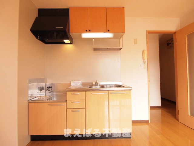 キッチン　収納も充実したキッチン